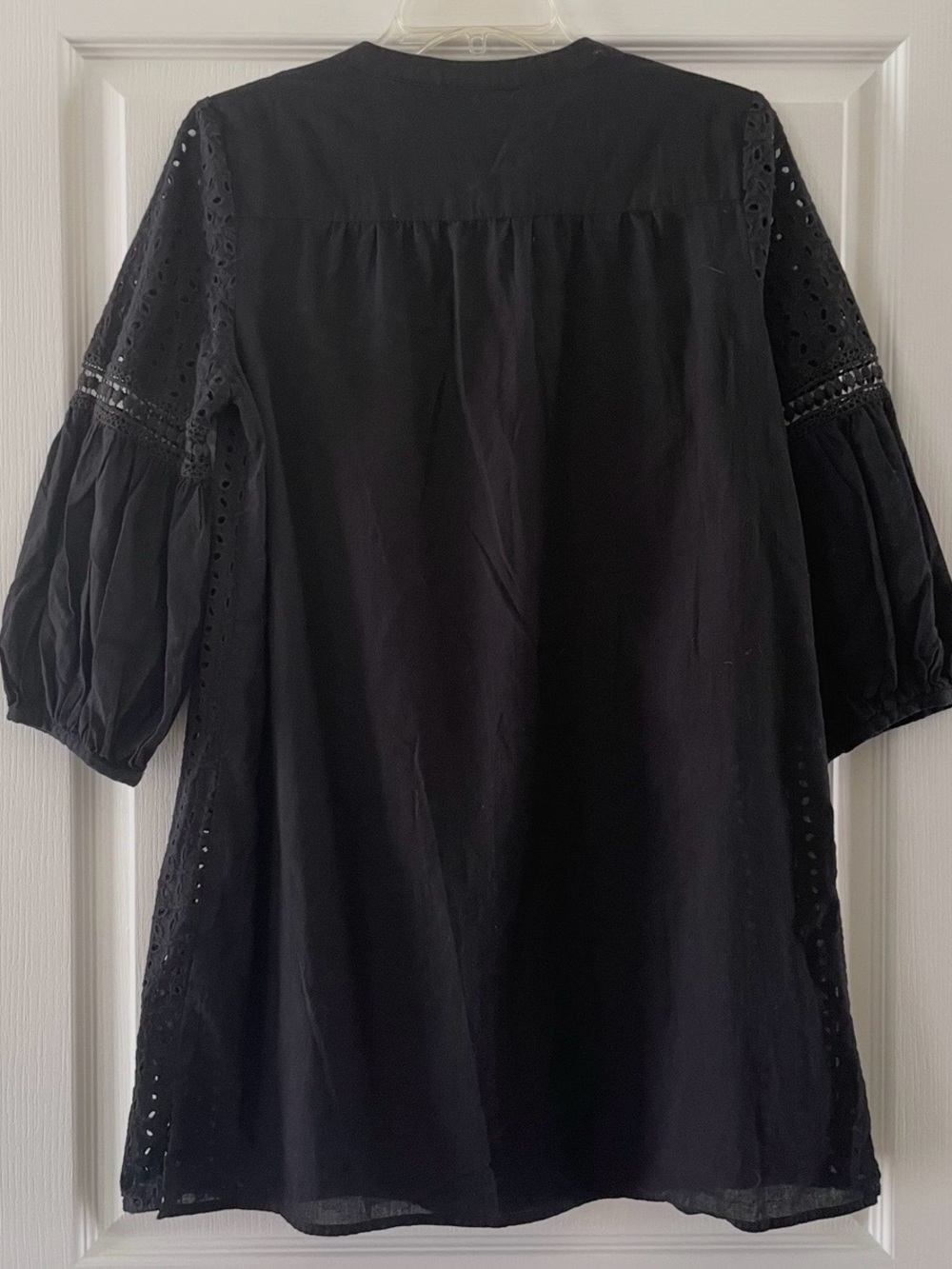 Tabla for Maya Majik Black Eyelet Cover-up - Picture 3 of 4